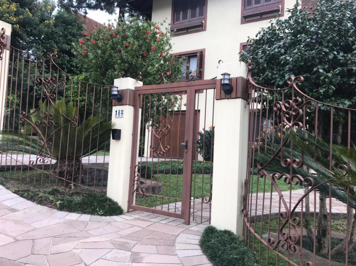 Charme Apartamento Centro De Gramado Extérieur photo